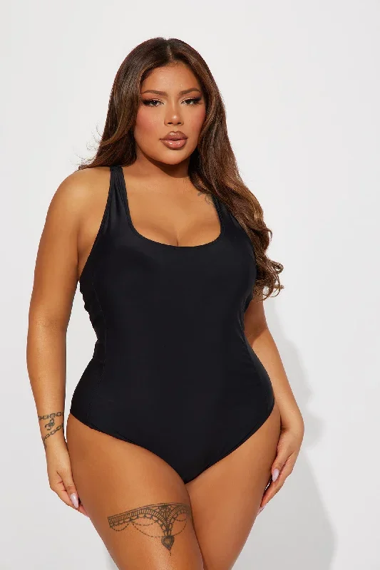 favorite-summer-racerback-1-piece-swimsuit-black